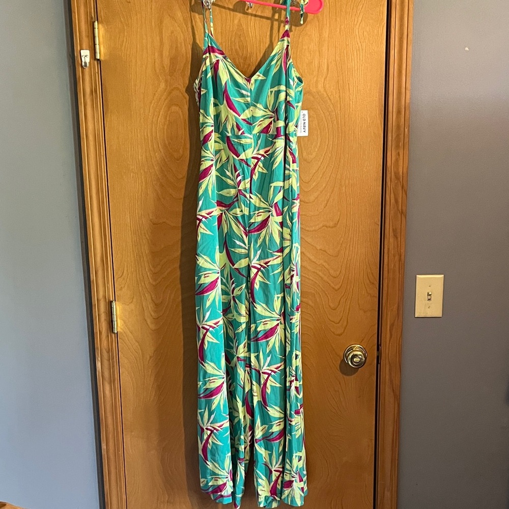 Wide leg jumpsuit